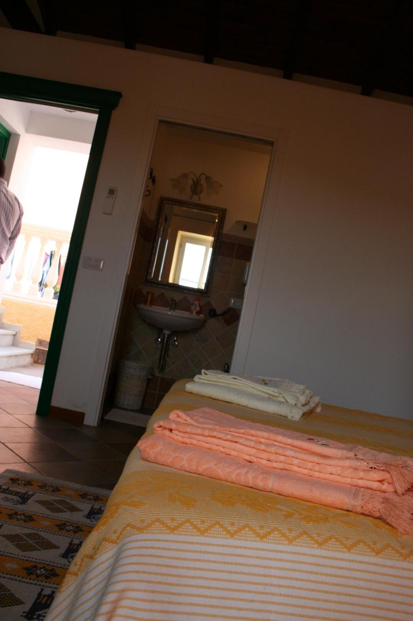 B&B Guest House Il Porto Vecchio Stintino Phòng bức ảnh