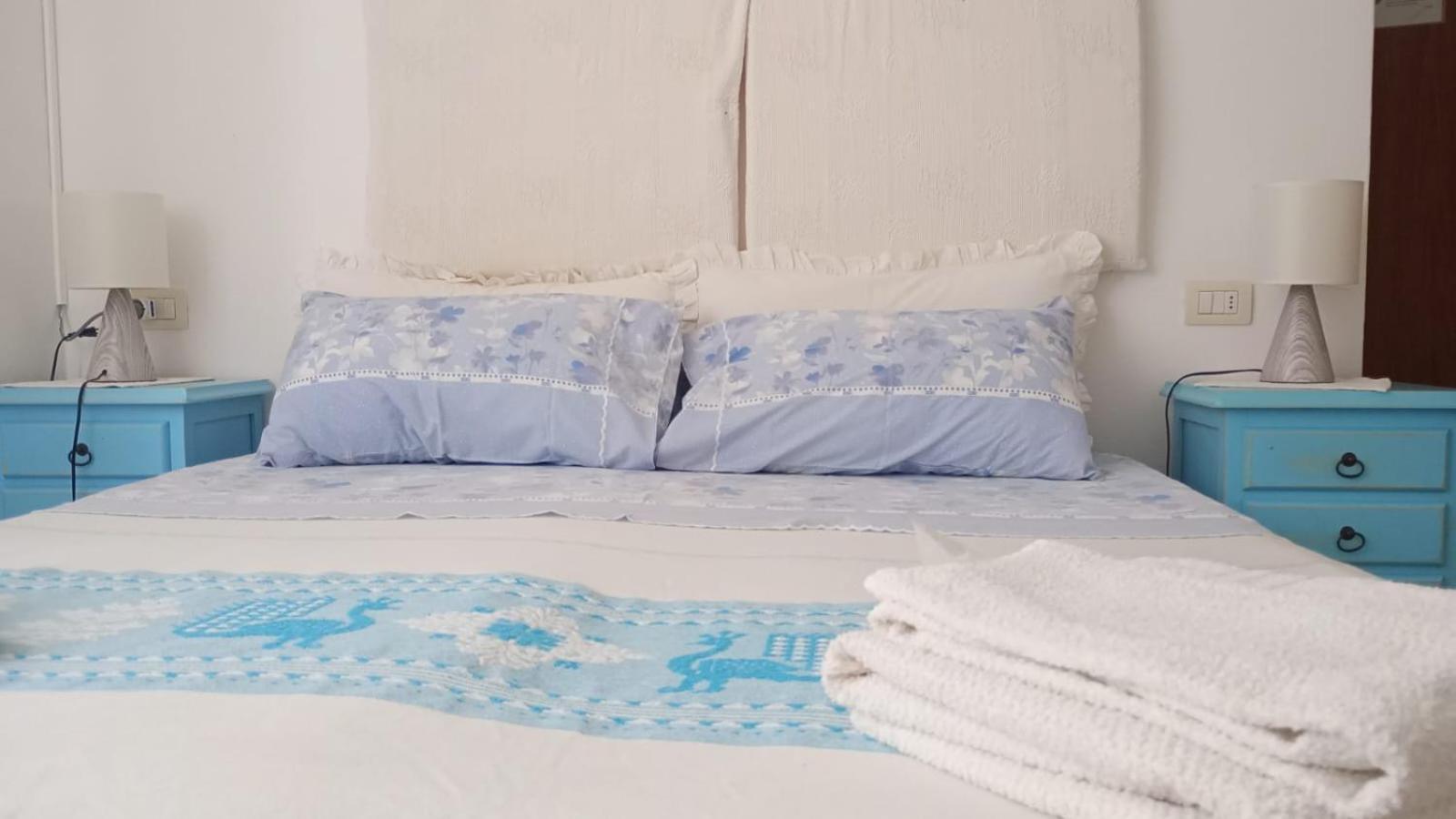 B&B Guest House Il Porto Vecchio Stintino Ngoại thất bức ảnh