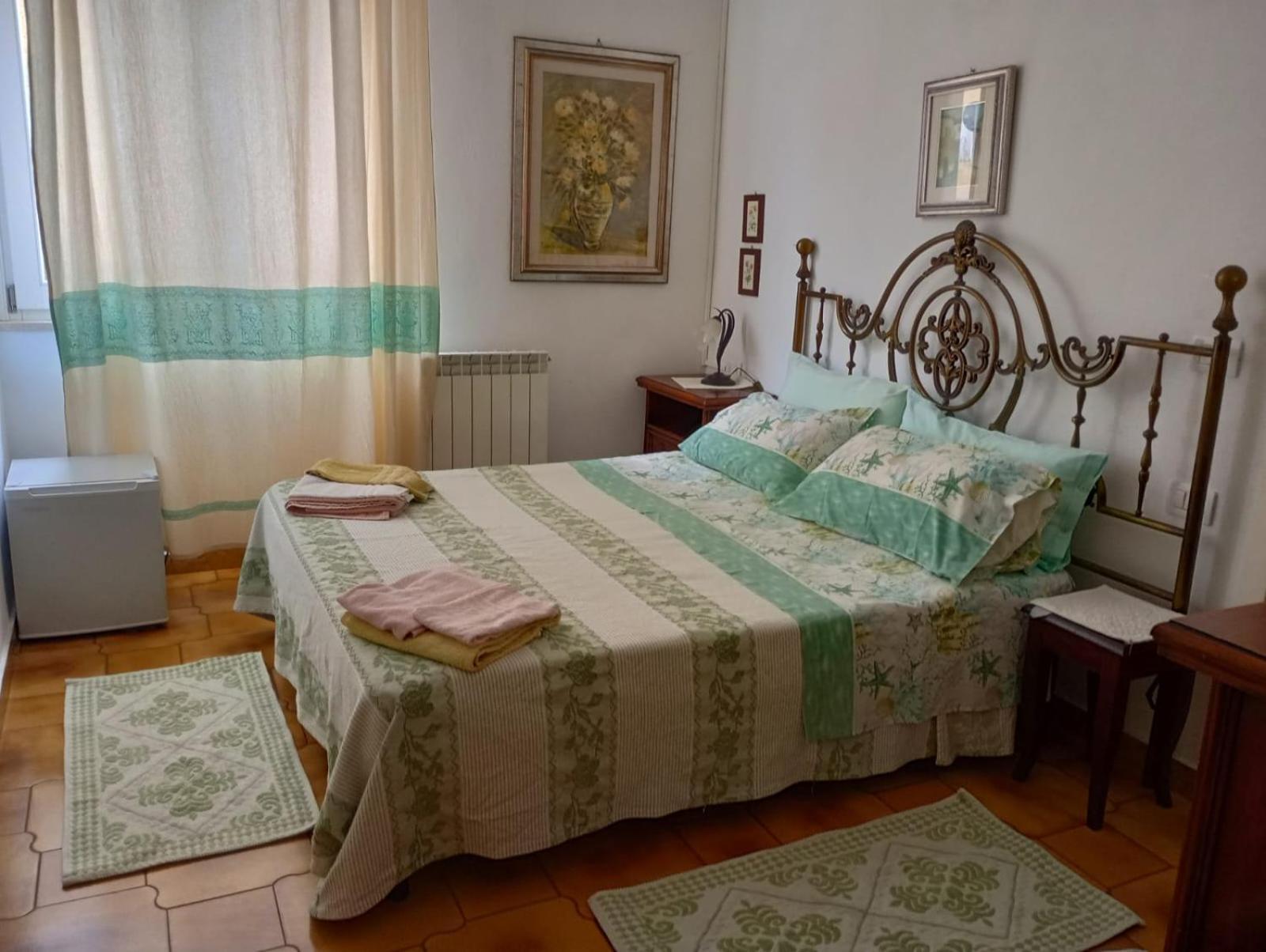 B&B Guest House Il Porto Vecchio Stintino Ngoại thất bức ảnh